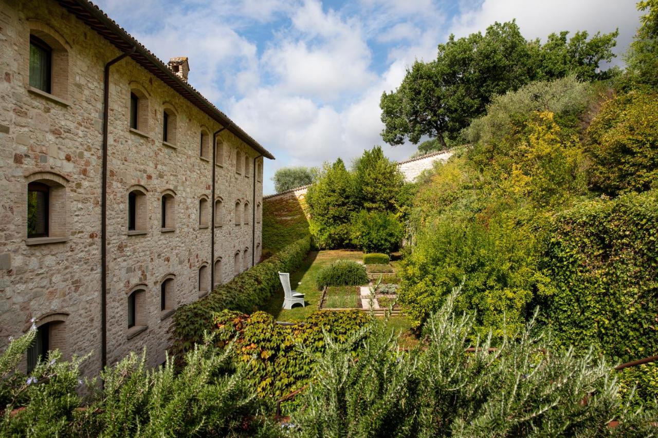 Park Hotel Ai Cappuccini Gubbio Exterior foto