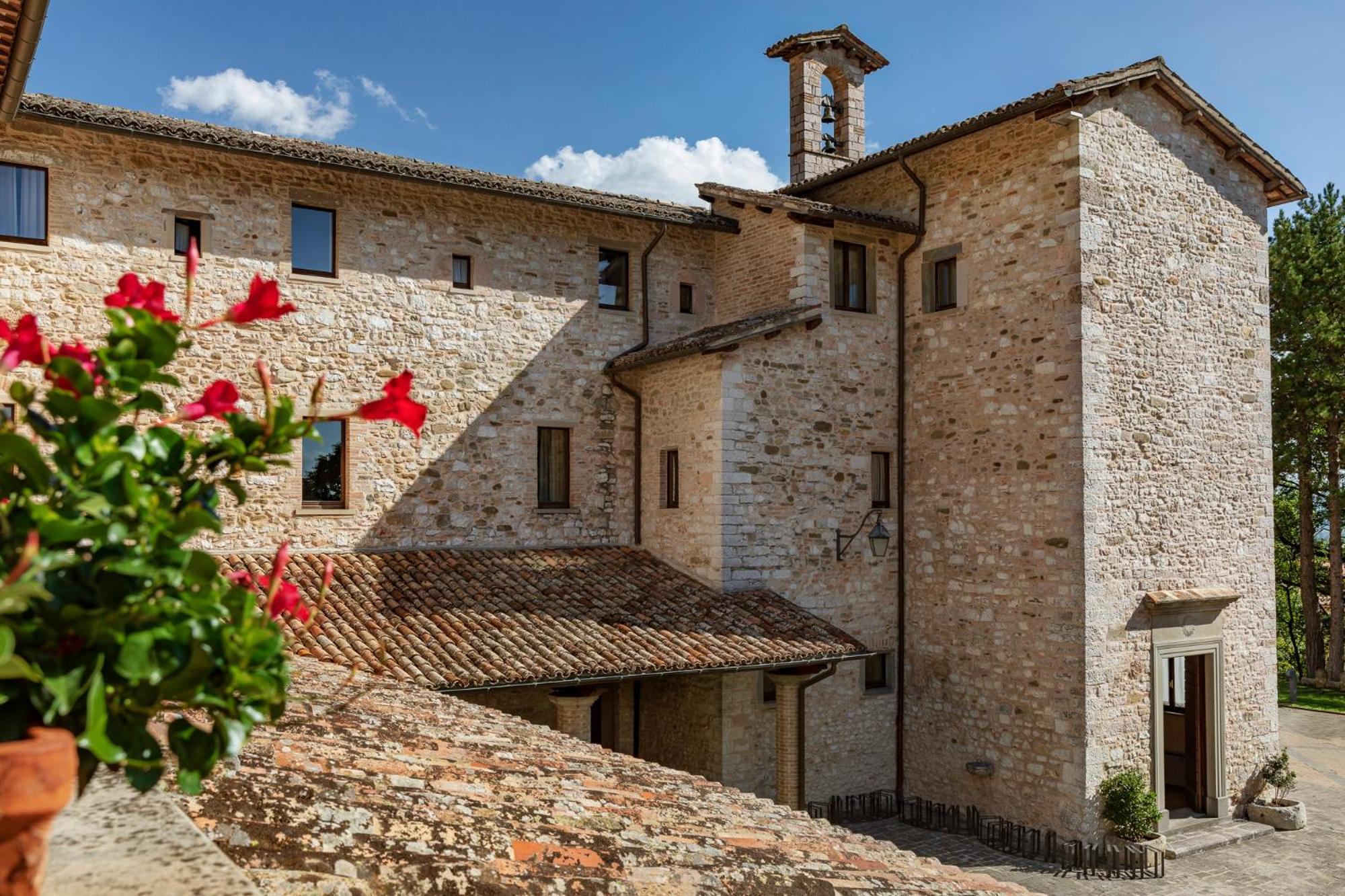 Park Hotel Ai Cappuccini Gubbio Exterior foto
